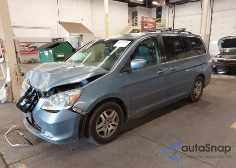 2007 Honda Odyssey Touring z USA, uszkodzony, nr VIN 5FNRL38827B004802